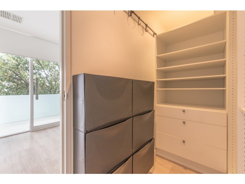 1/9 West Street, Hindmarsh SA 5007