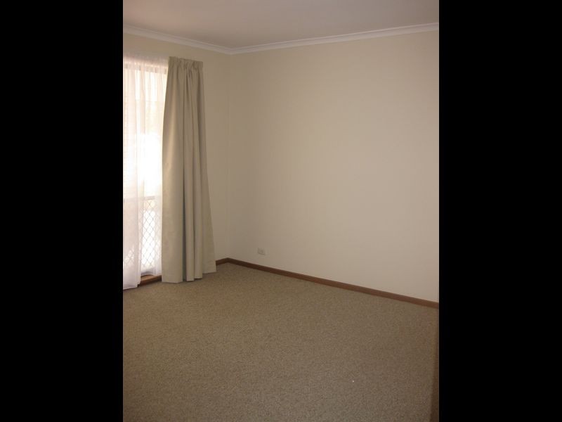 16 SHARLENE COURT, Athelstone SA 5076