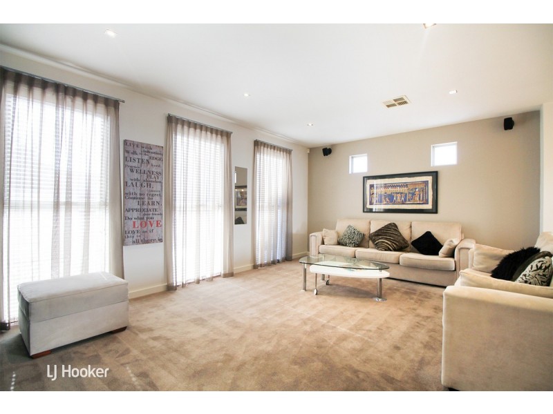 12 Piccadilly Crescent, Campbelltown SA 5074