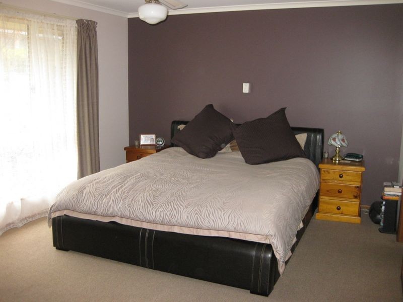 24 Bowmore Court, Greenwith SA 5125