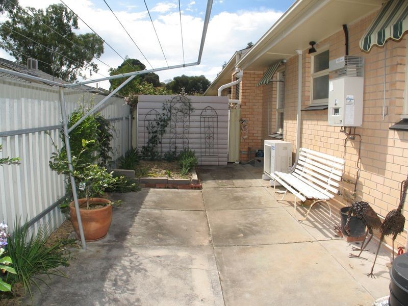 3/4 PEROOMBA AVENUE, Kensington Gardens SA 5068