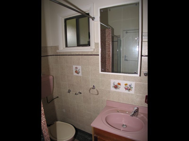 24 THE PARADE, Holden Hill SA 5088