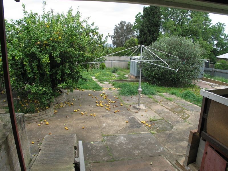 24 THE PARADE, Holden Hill SA 5088