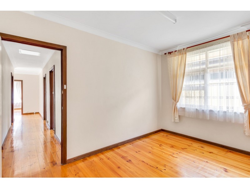 16 Kingswell Avenue, Rostrevor SA 5073