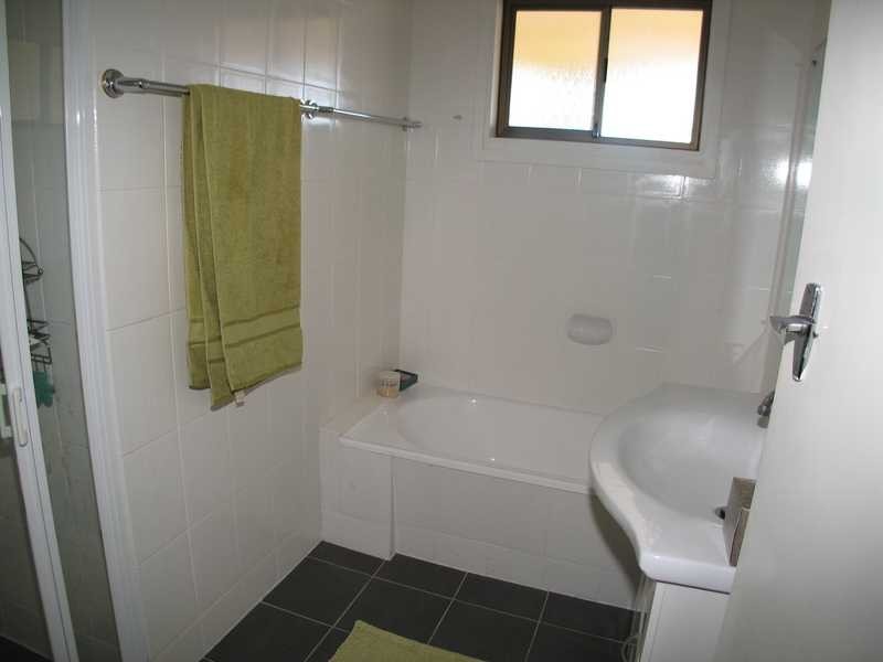 21 CHERYL AVENUE, Valley View SA 5093