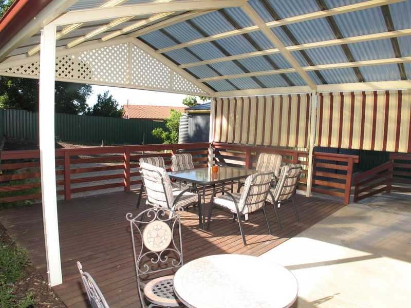 21 CHERYL AVENUE, Valley View SA 5093