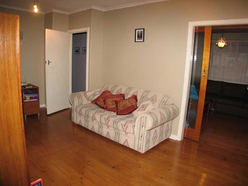 21 CHERYL AVENUE, Valley View SA 5093