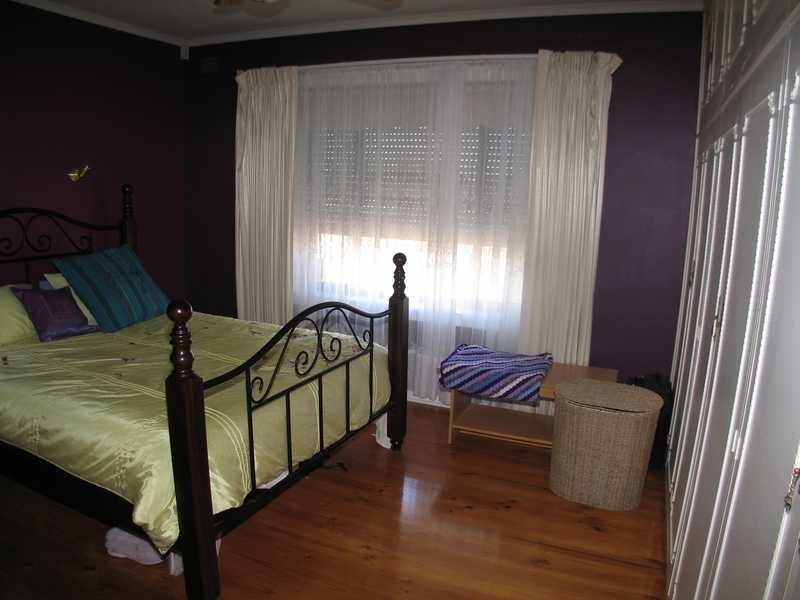 21 CHERYL AVENUE, Valley View SA 5093