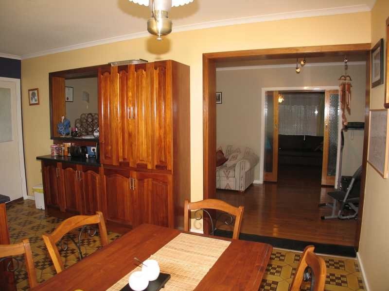 21 CHERYL AVENUE, Valley View SA 5093