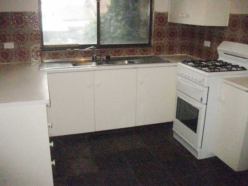 16 GLENDA DRIVE, Athelstone SA 5076