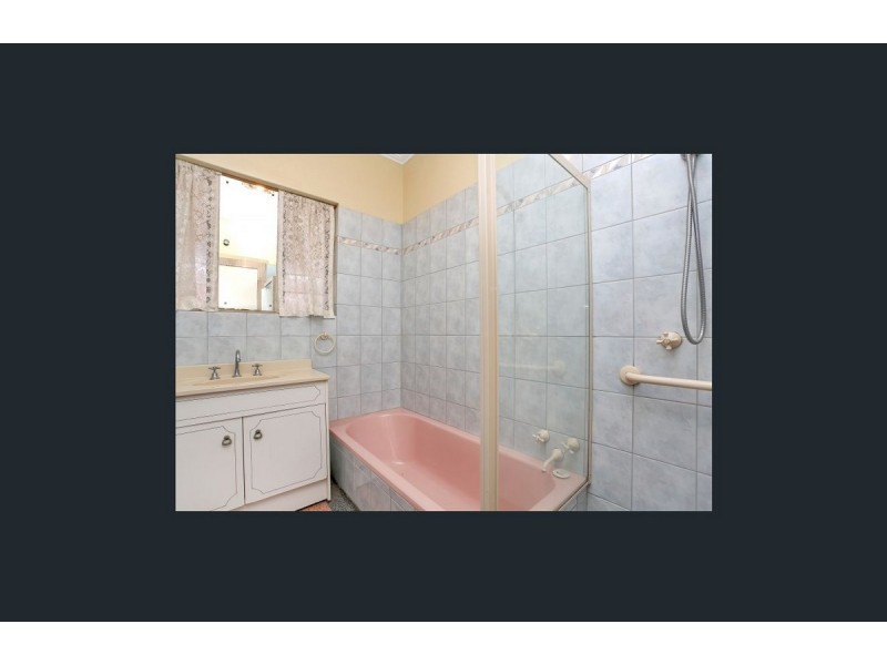 6 Pine Street, Campbelltown SA 5074