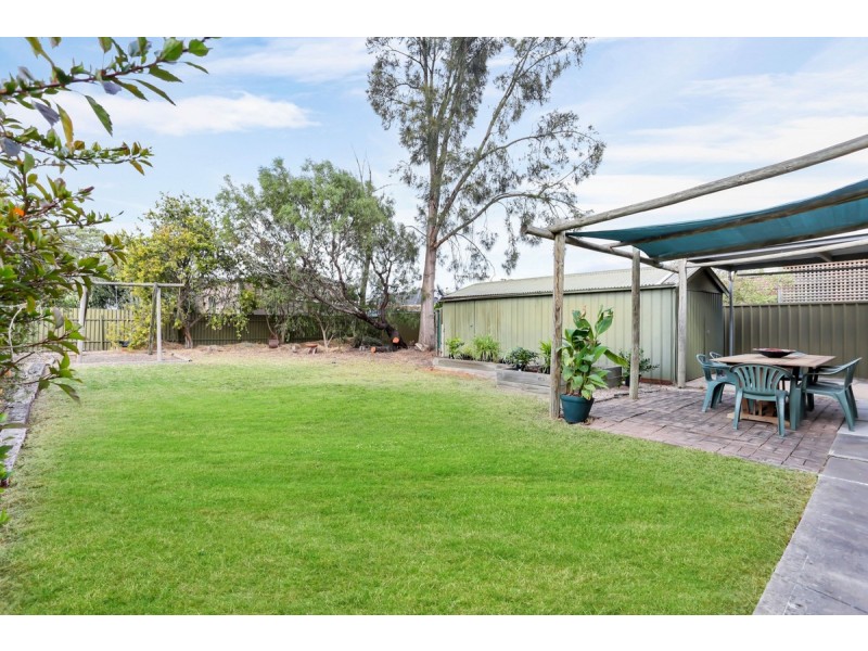 8 Cash Street, Rostrevor SA 5073