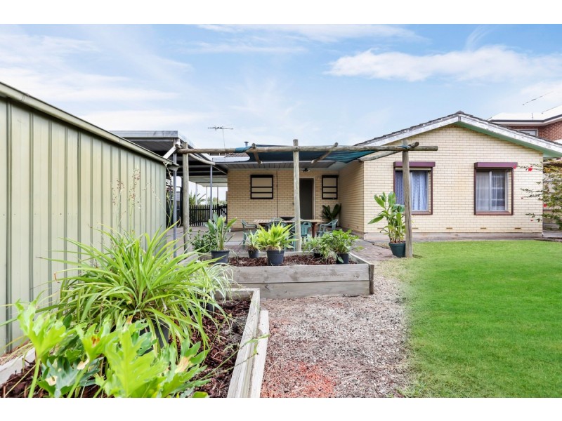 8 Cash Street, Rostrevor SA 5073