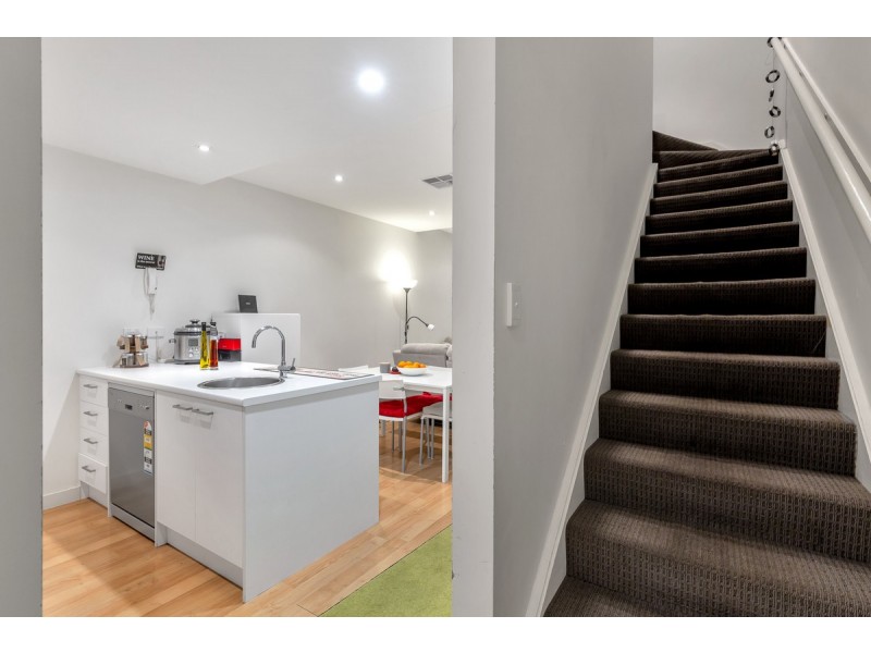 5/1 West Street, Hindmarsh SA 5007