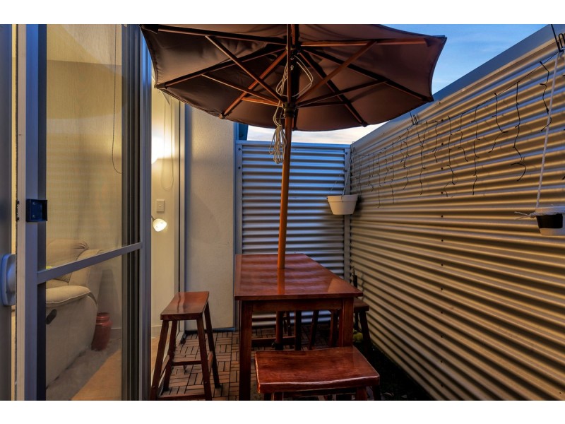 5/1 West Street, Hindmarsh SA 5007