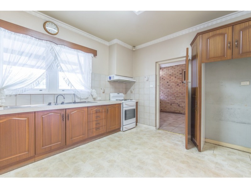 5 Trafford Road, Campbelltown SA 5074