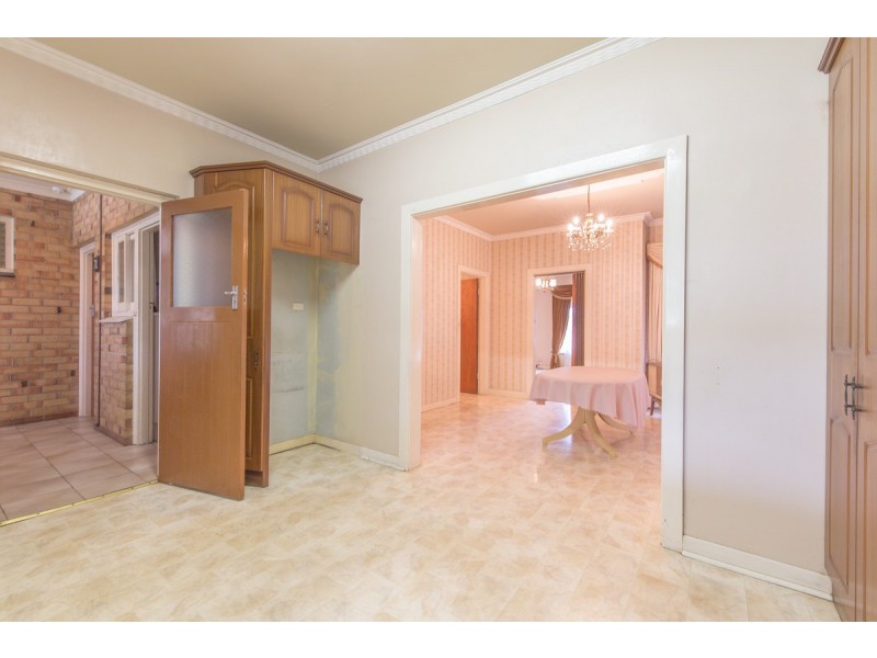 5 Trafford Road, Campbelltown SA 5074