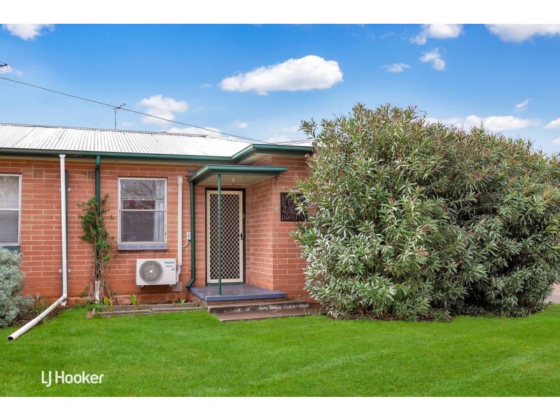 20 Small Crescent, Smithfield Plains SA 5114