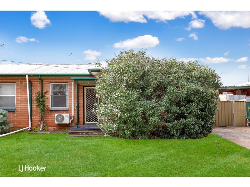 20 Small Crescent, Smithfield Plains SA 5114