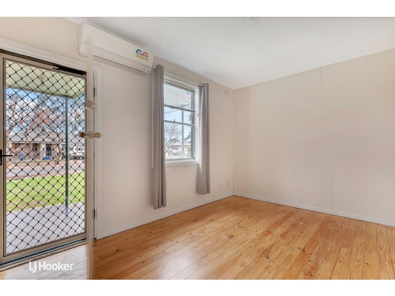 20 Small Crescent, Smithfield Plains SA 5114