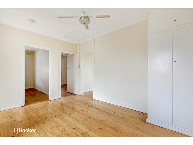 20 Small Crescent, Smithfield Plains SA 5114