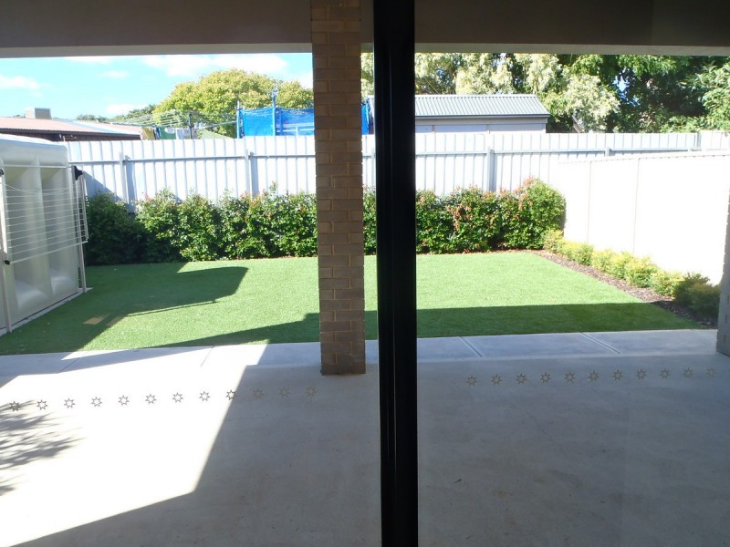 11B Emery Road, Campbelltown SA 5074