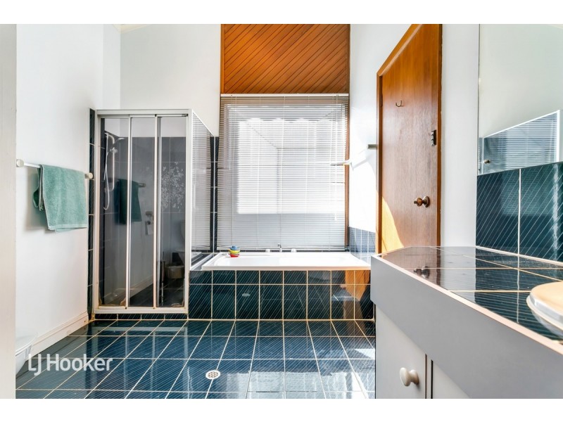 56 Torresan Crescent, Flagstaff Hill SA 5159