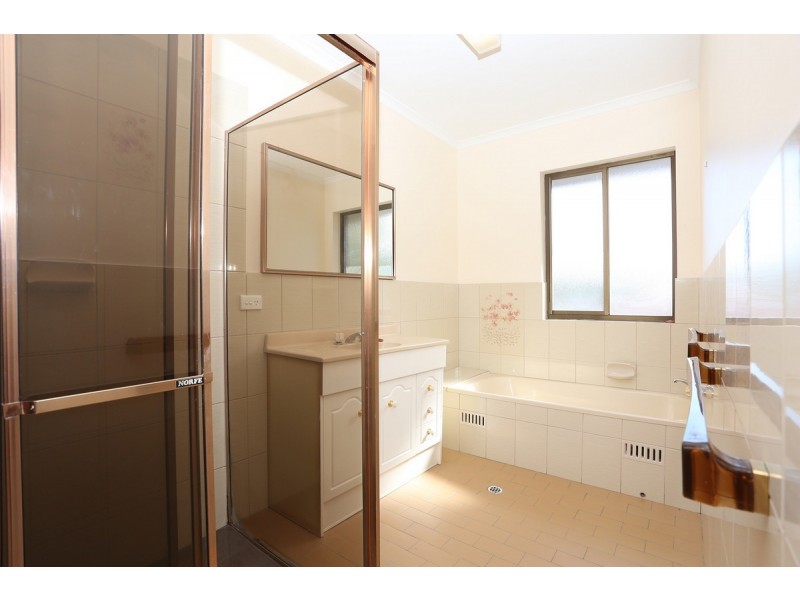 27a Crompton Drive, Wattle Park SA 5066