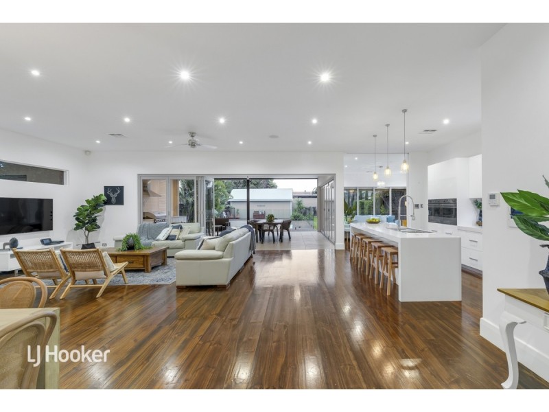 10 Oleander Street East, South Brighton SA 5048