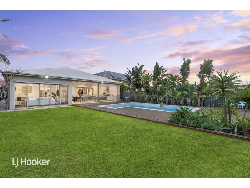 10 Oleander Street East, South Brighton SA 5048