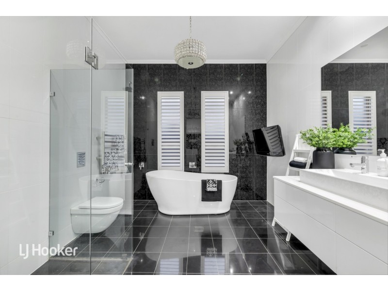 10 Oleander Street East, South Brighton SA 5048