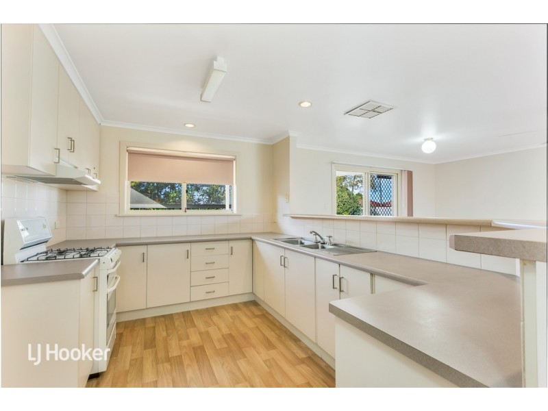 25 Kirkby Circuit, Greenacres SA 5086