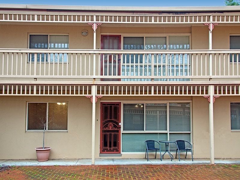 2/104 Sixth Avenue, St Peters SA 5069