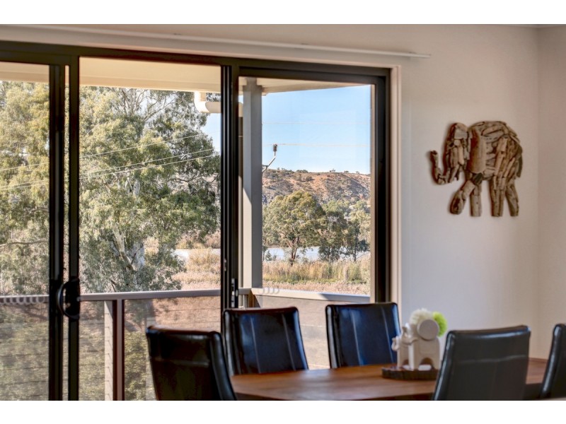 2 Murray Avenue, Woodlane SA 5238