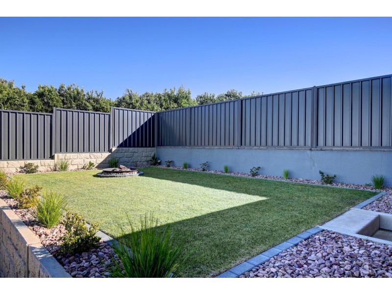 2 Murray Avenue, Woodlane SA 5238