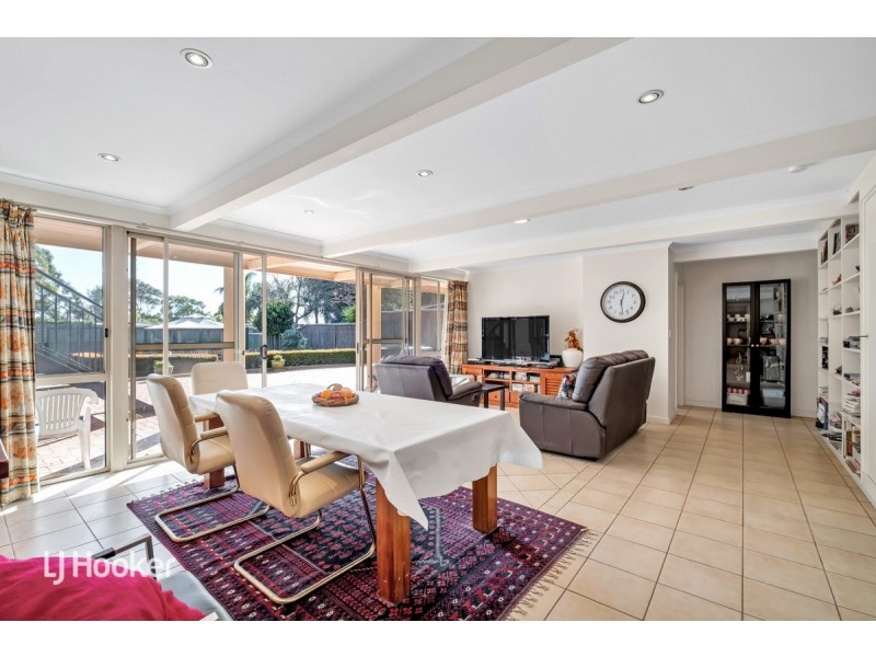 41 Crompton Drive, Wattle Park SA 5066