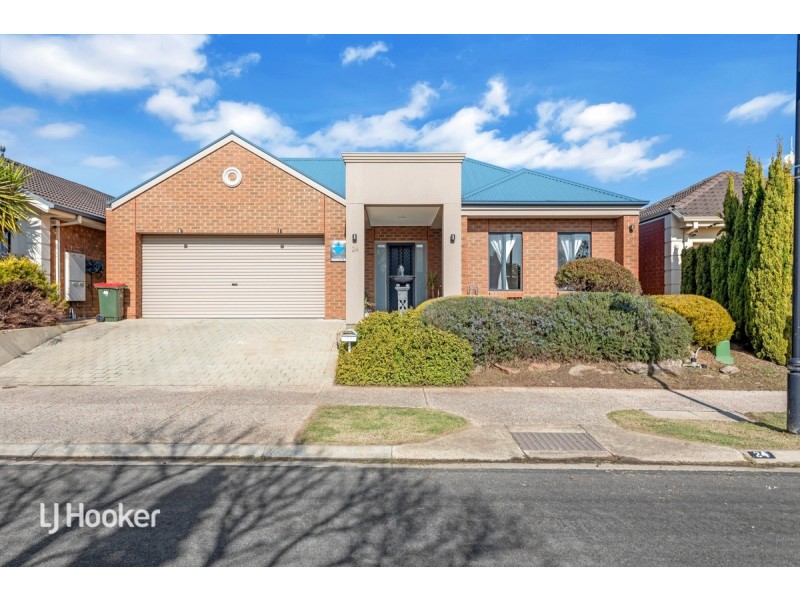24 Mallard Crescent, Mawson Lakes SA 5095