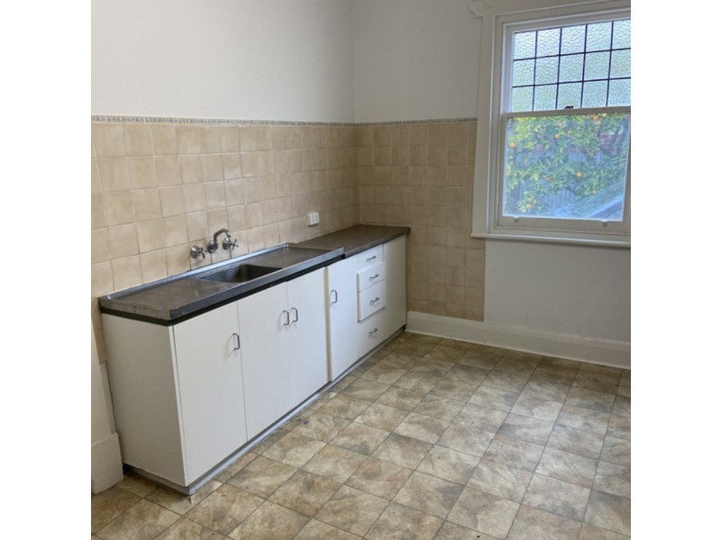 4 Canterbury Avenue, Trinity Gardens SA 5068