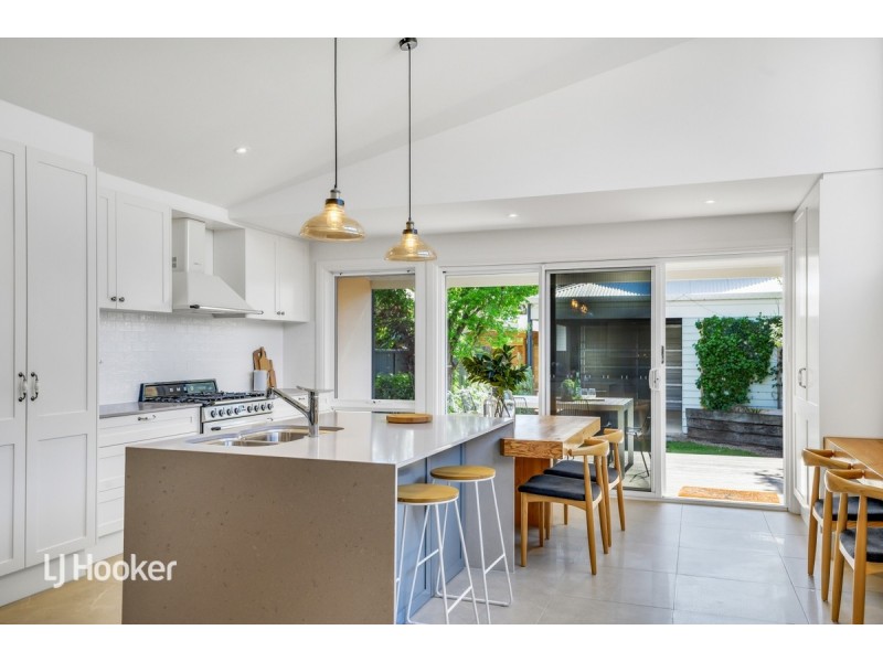 22 Sixth Avenue, St Peters SA 5069