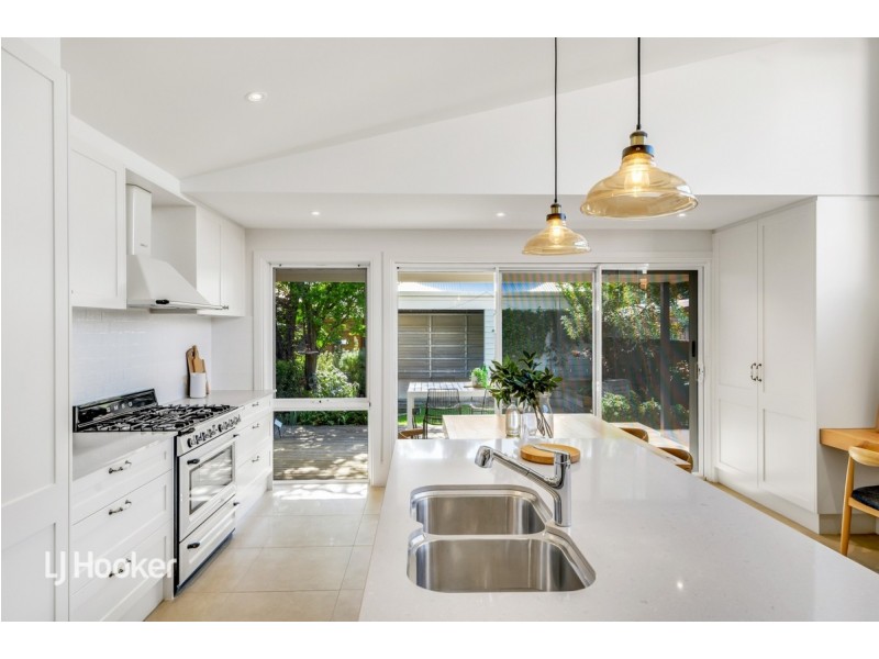 22 Sixth Avenue, St Peters SA 5069