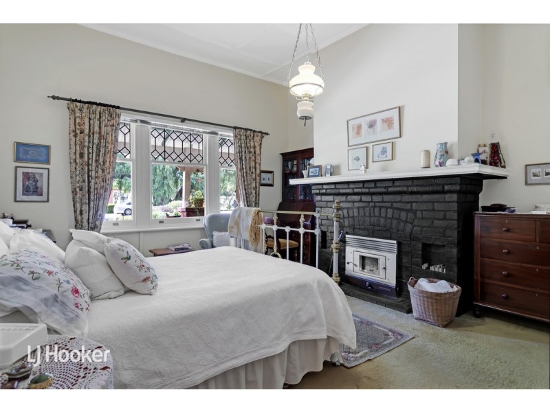 6 Lorenz Street, Campbelltown SA 5074