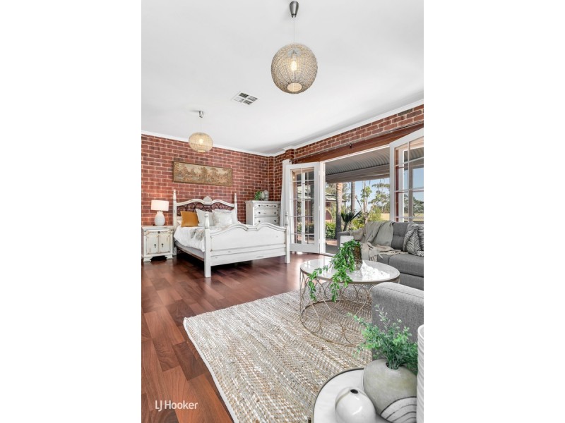 49 Ridgeland Drive, Teringie SA 5072