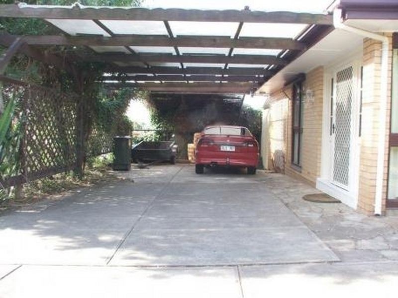 1/2C Barnes Ave, Magill SA 5072