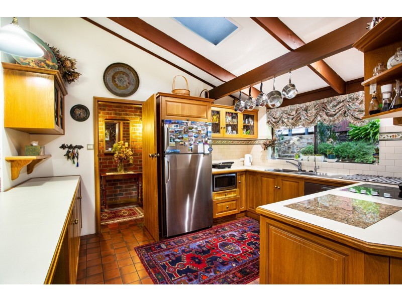 6 Tatiara Grove, Rostrevor SA 5073