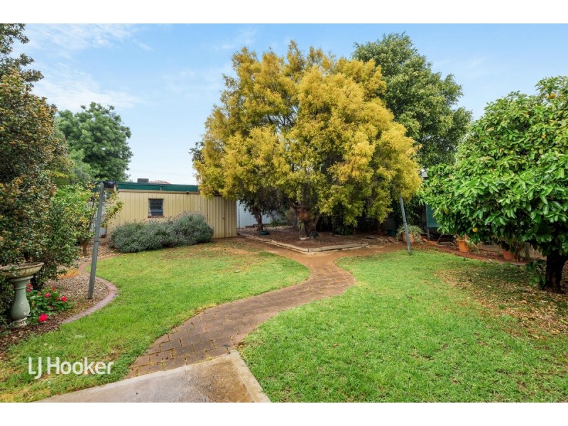 20 Iveleary Avenue, Salisbury East SA 5109