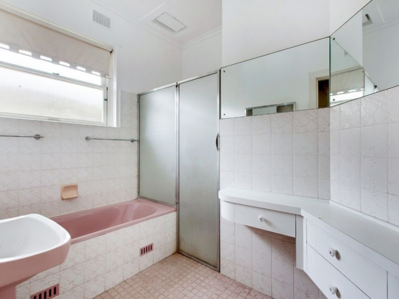 2 Sturt Avenue, Toorak Gardens SA 5065