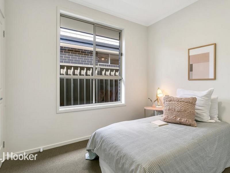 43 Minkie Avenue, Mitchell Park SA 5043