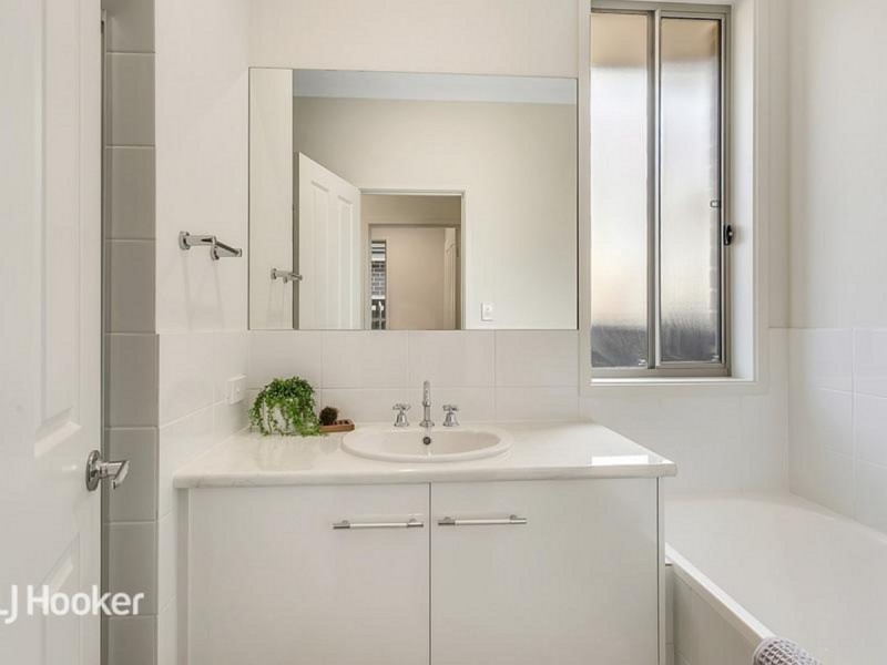 43 Minkie Avenue, Mitchell Park SA 5043