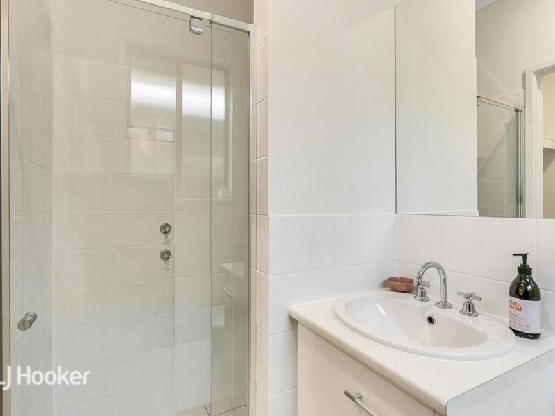 43 Minkie Avenue, Mitchell Park SA 5043