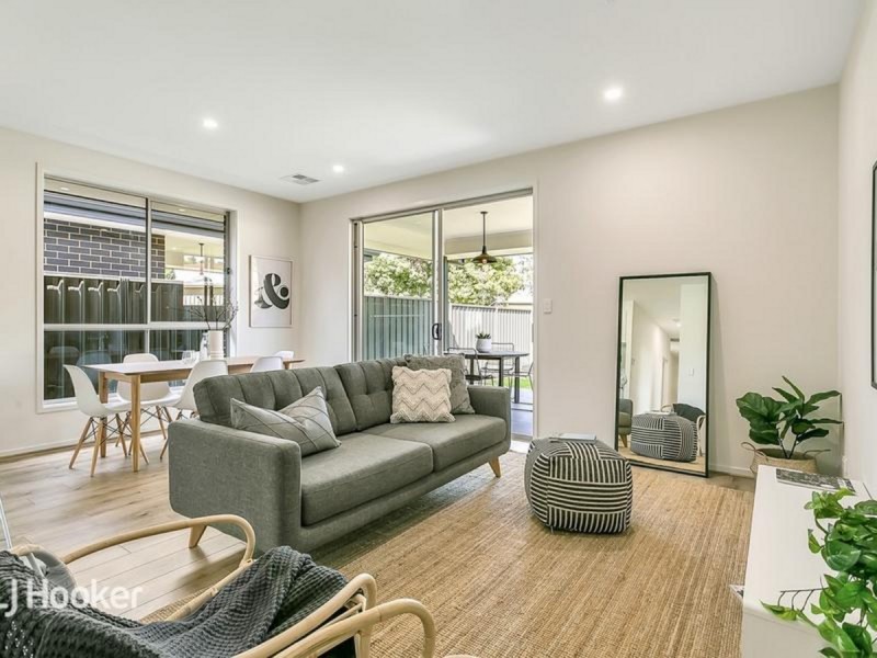 43 Minkie Avenue, Mitchell Park SA 5043